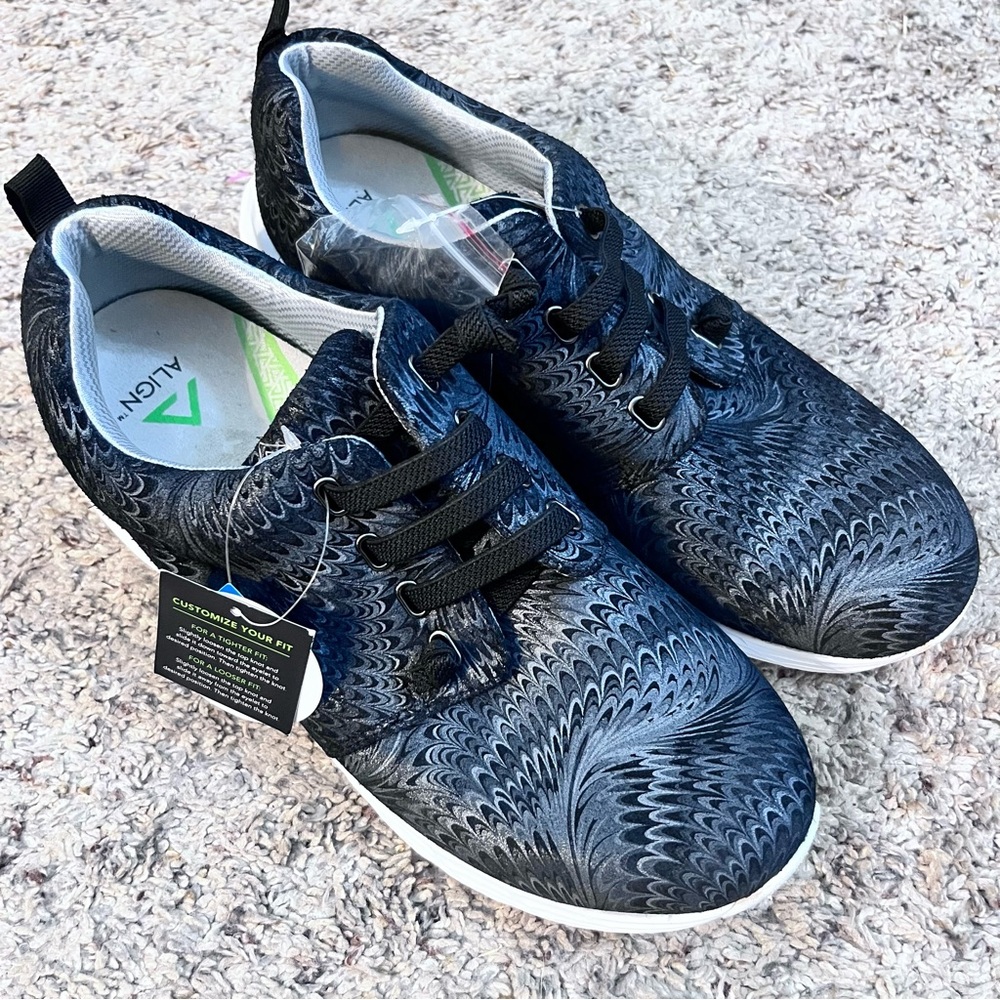 Align Nursing Sneakers Leather Gray Shoes Size 10W NWT